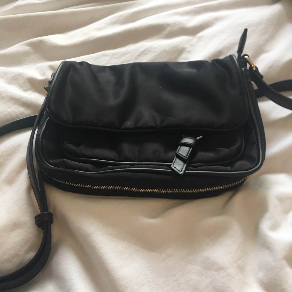 Small crossbody.. Urban Fit by Urban Expressions